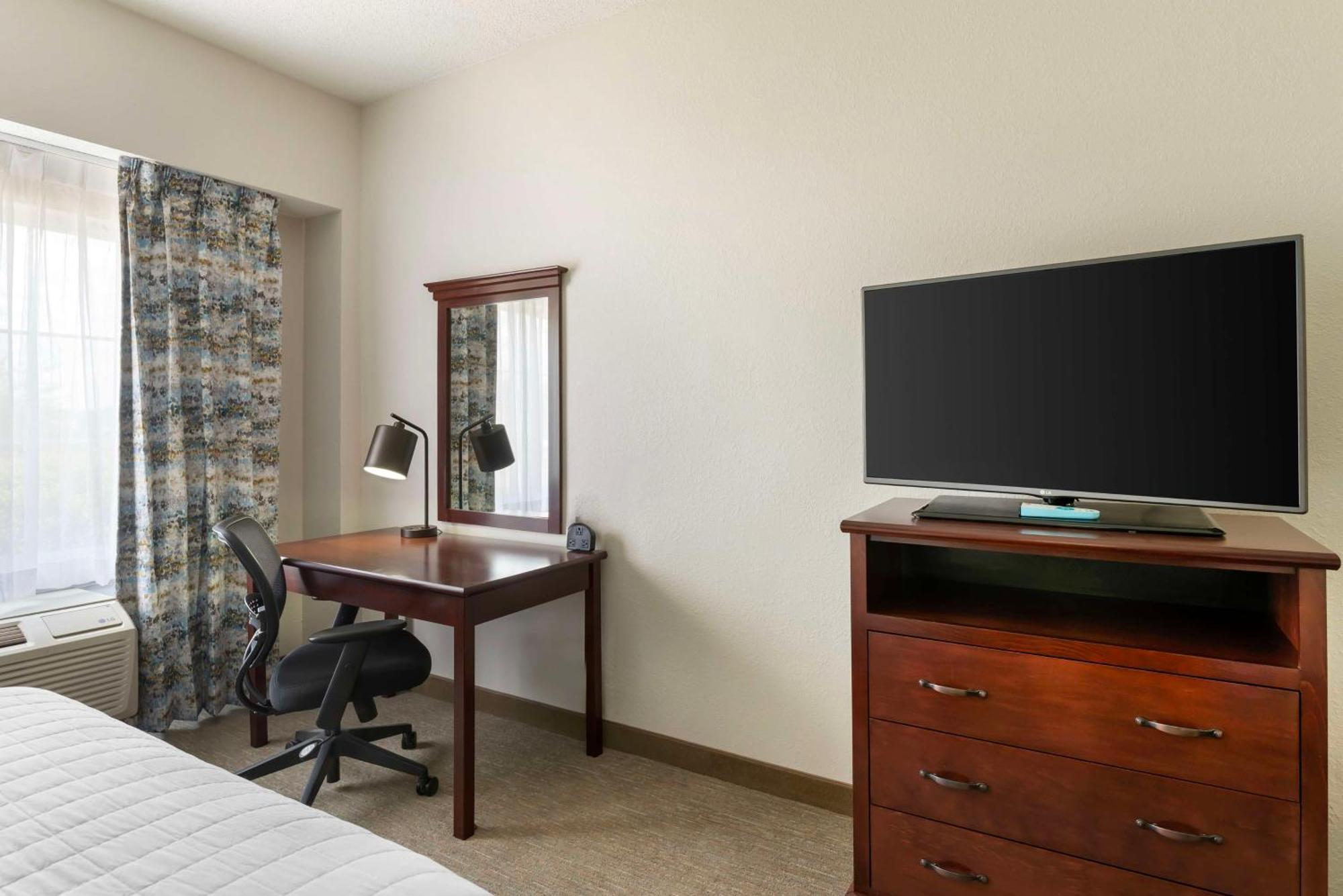 Best Western Plus Crossroads Inn & Suites Zion Crossroads Eksteriør billede