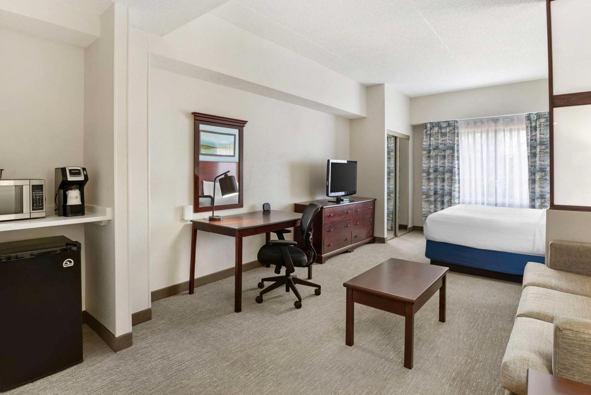 Best Western Plus Crossroads Inn & Suites Zion Crossroads Eksteriør billede