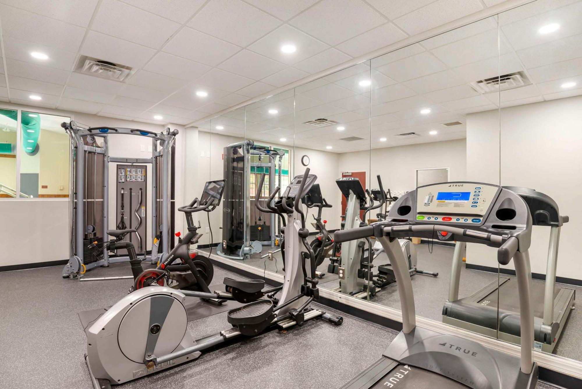 Best Western Plus Crossroads Inn & Suites Zion Crossroads Eksteriør billede